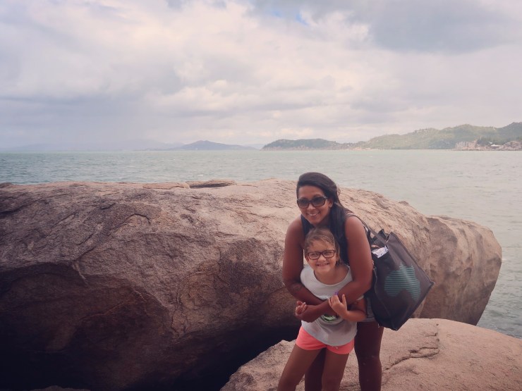 Chloe und Jess auf Magic Island.